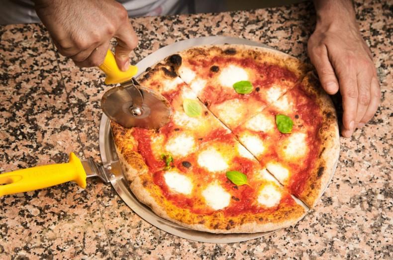 Pizzablech mit Griff / 45cm