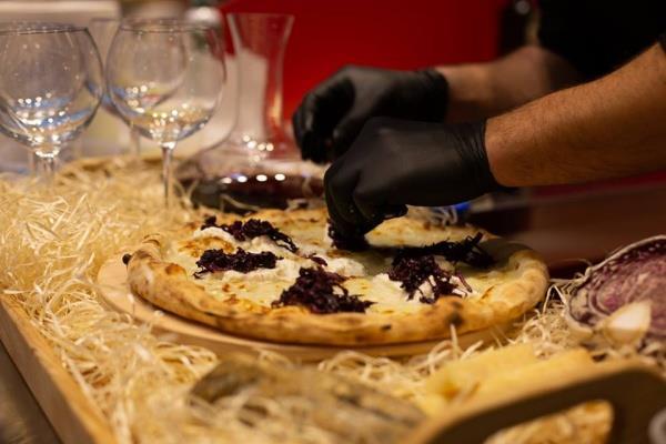 Pizza-Serviertablett aus Holz / 38cm