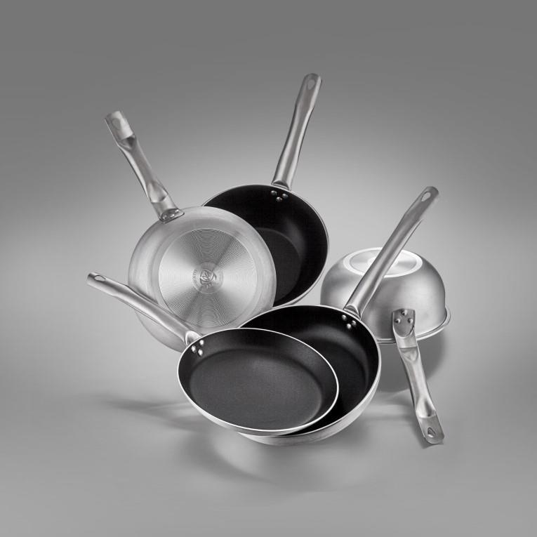 Alu Pfanne / 22cm / 3,5mm /Nonstick